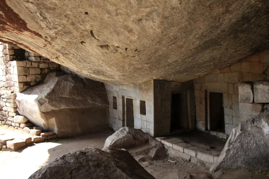 temple of the moon on huayna picchu