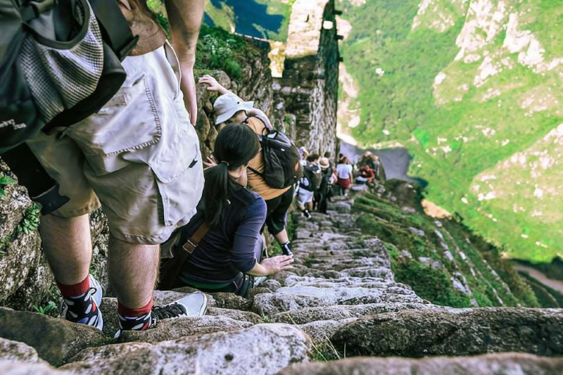 stairs of death peru