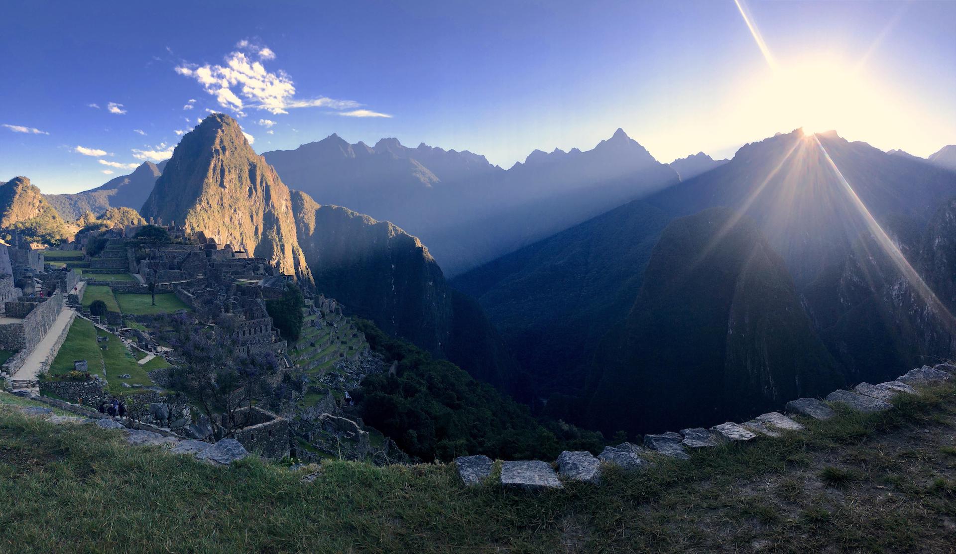 Machu Picchu Sunrise Tour