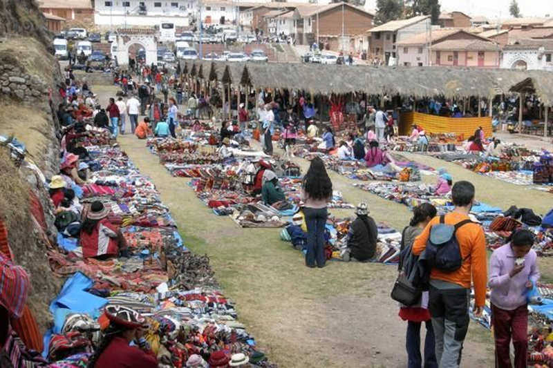 Chinchero Market